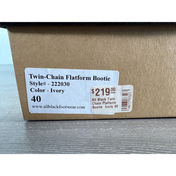 All Black Twin-Chain Flatform Women's White Leather Bootie- Ivory White- Size 40 - Picture 7 of 7